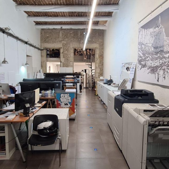  Annonces MARSEILLE6 : Commercial | MARSEILLE (13006) | 150 m2 | 112 000 € 