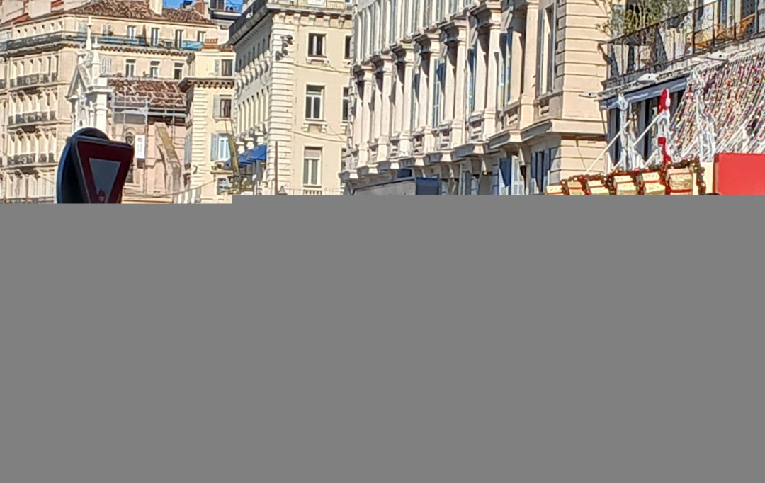 Annonces MARSEILLE6 : Appartement | MARSEILLE (13001) | 70 m2 | 330 000 € 