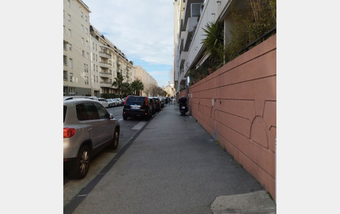 Annonces MARSEILLE6 : Appartement | MARSEILLE (13010) | 95 m2 | 235 000 € 