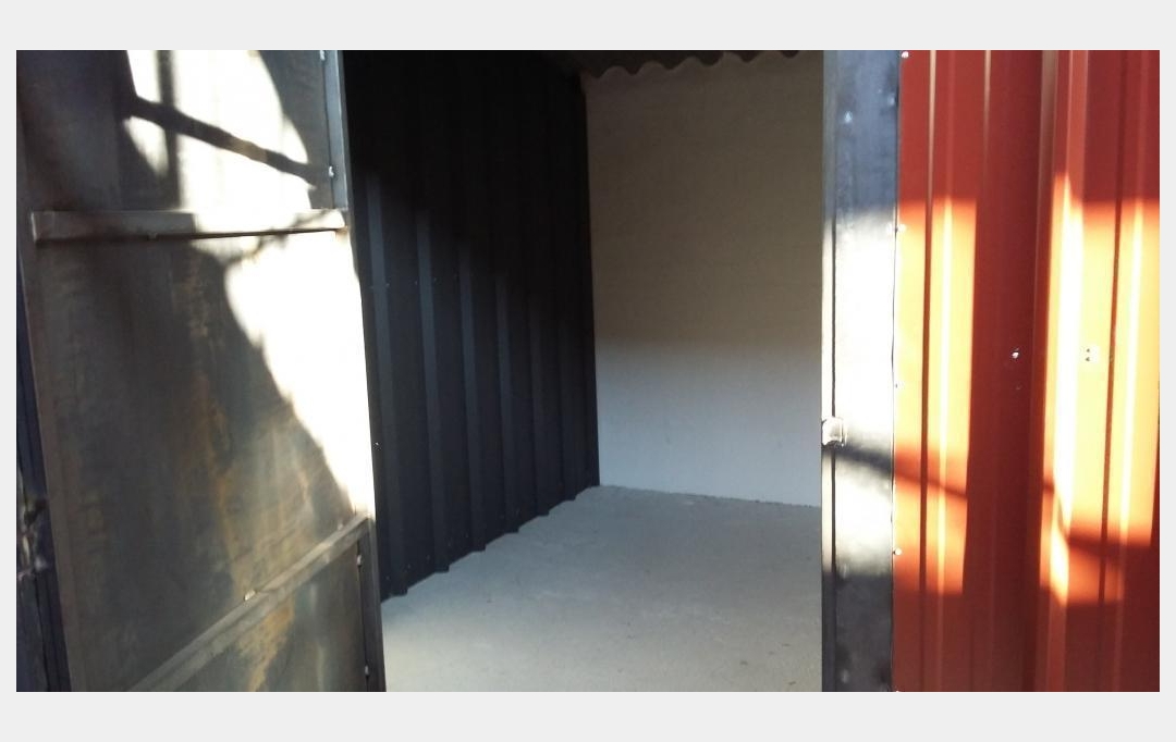 Annonces MARSEILLE6 : Garage / Parking | LES PENNES-MIRABEAU (13170) | 5 m2 | 95 € 