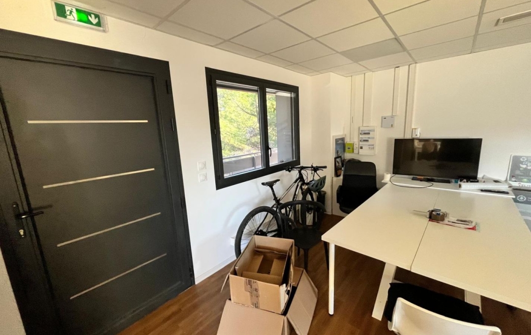 Annonces MARSEILLE6 : Autres | LA CIOTAT (13600) | 100 m2 | 1 250 € 