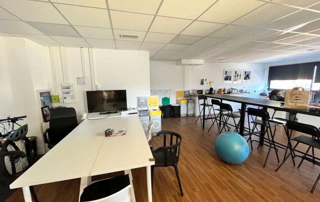 Annonces MARSEILLE6 : Autres | LA CIOTAT (13600) | 100 m2 | 1 250 € 