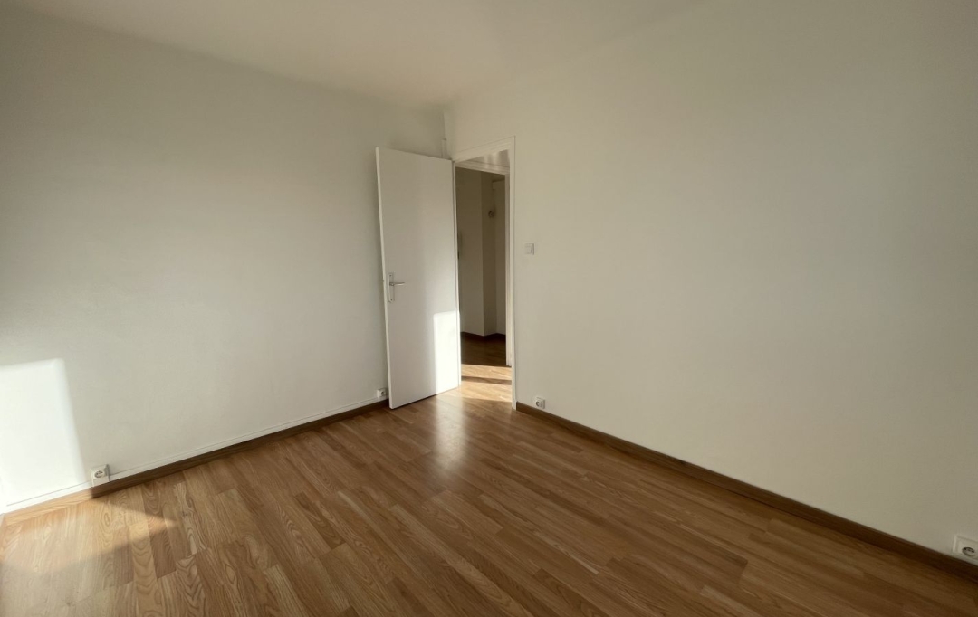 Annonces MARSEILLE6 : Appartement | MARSEILLE (13013) | 31 m2 | 660 € 